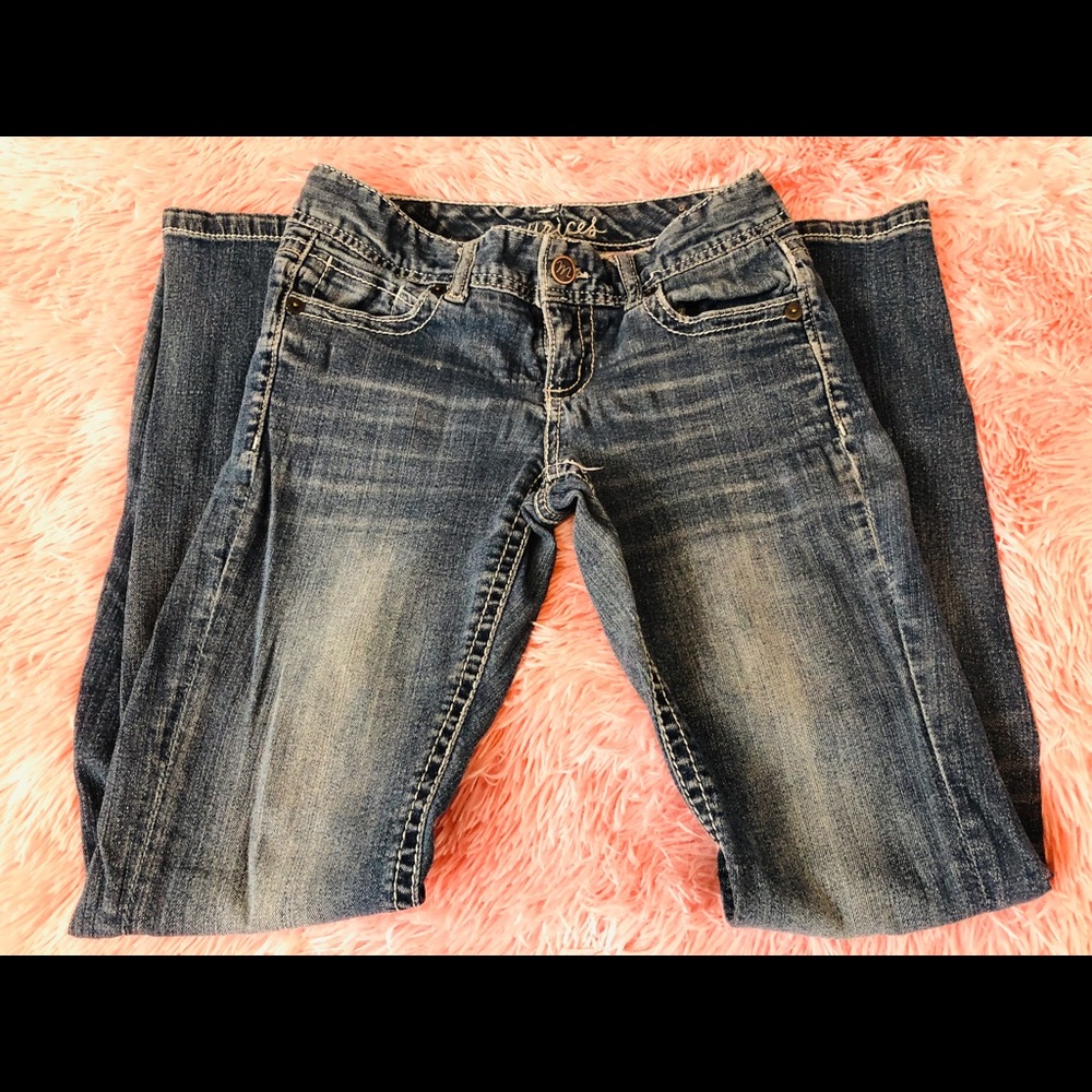 Jeans - Picture 3 of 16